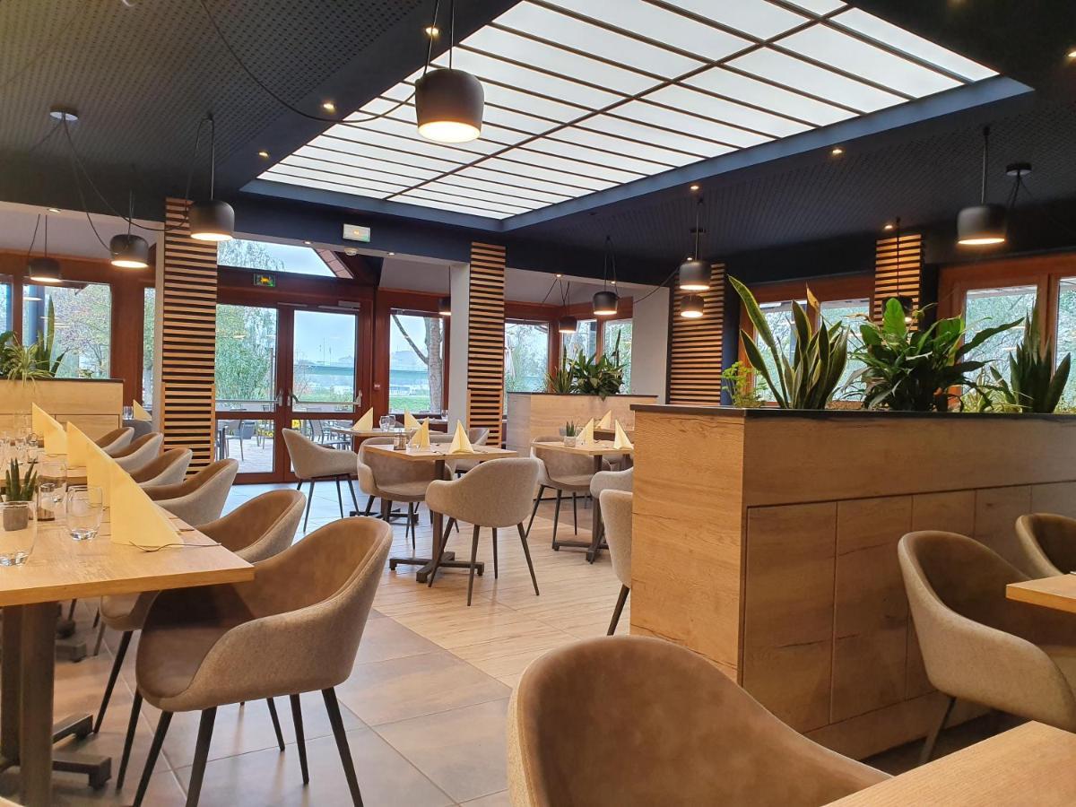 Hotel Le Caballin Vogelgrun Экстерьер фото
